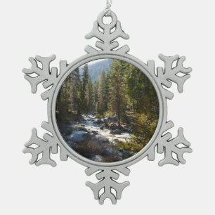 Kaweah River im Sequoia National Park Schneeflocken Zinn-Ornament