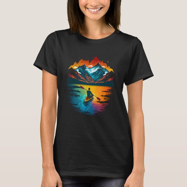 Kayak Kayaker Kayaking on the Canoe Lake Mountains T-Shirt (Vorderseite)