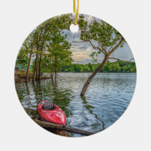 Kayak schwimmend am Tischtennissee Keramik Ornament