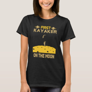 Kayaker auf dem Mond T-Shirt