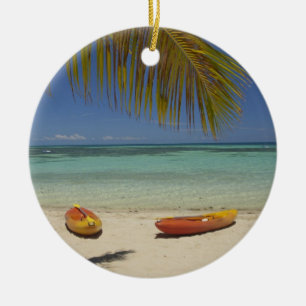 Kayaks on the beach, Plantation Island Resort Keramik Ornament
