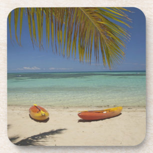 Kayaks on the beach, Plantation Island Resort Untersetzer