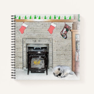 Keeshond Christmas Puppy Dog von Fireplace Paintin Notizbuch