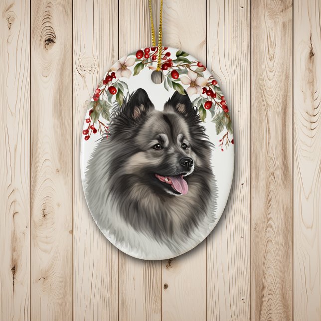 Keeshond Dog Holly Berry Christmas Keramik Ornament (Von Creator hochgeladen)