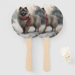 Keeshond Dog in Schneehocht Fächer