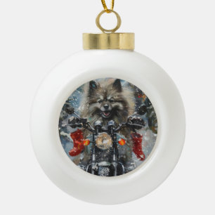 Keeshond Dog Riding Motorrad Weihnachten Keramik Kugel-Ornament