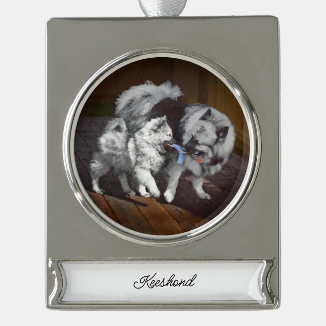 Keeshond Playtime Malerei - Niedliche Original Dog Banner-Ornament Silber (Vorderseite)