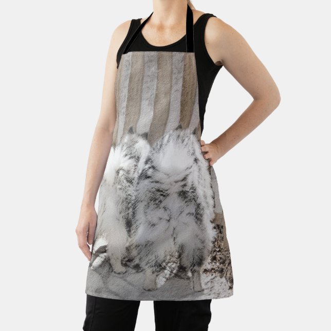 Keeshonds at Gate Painting - Original Dog Art Schürze (InSitu)