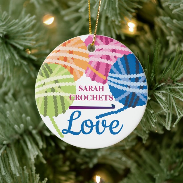 Kegelhaken Garn Liebe personalisiert Weihnachten Keramik Ornament (Baum)