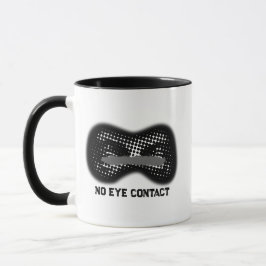 Kein Blickkontakt für die unnachgiebig Autistische Tasse