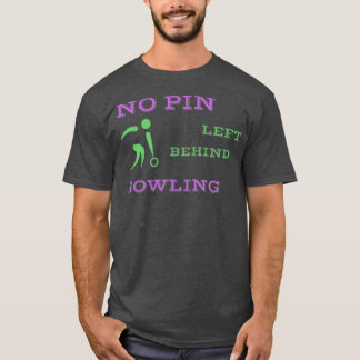 Kein Button Links hinter Bowling Tshirt