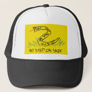 Kein Schritt auf der Flagge von Snek Gadsden Truckerkappe