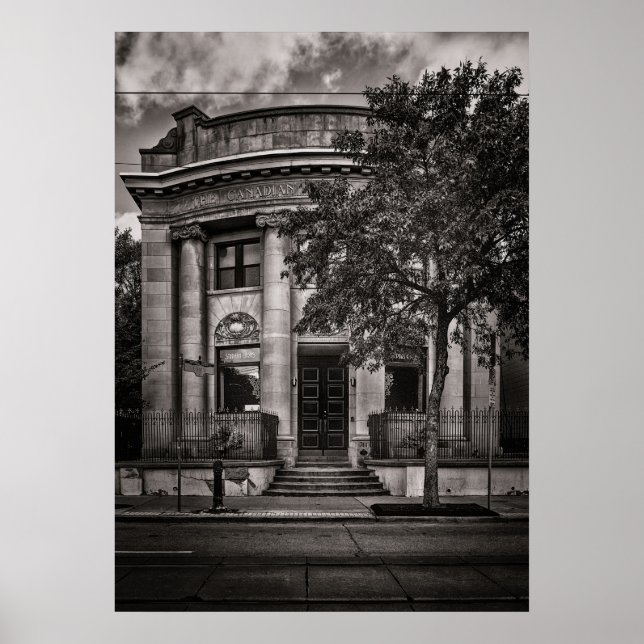 Keine 744 Queen St E 2 Poster (Vorne)