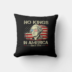Keine Könige in Amerika seit 1776 Vintage-Flagge Kissen