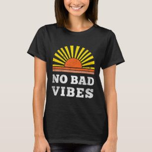 Keine schlechten Vibes Retro Sommeruntergang Denk T-Shirt