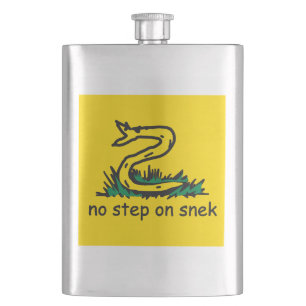 Keine Schritte auf snek memes Gadsden parody SnekR Flachmann