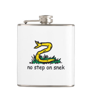 Keine Schritte auf snek memes Gadsden parody SnekR Flachmann