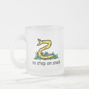 Keine Schritte auf snek memes Gadsden parody SnekR Mattglastasse