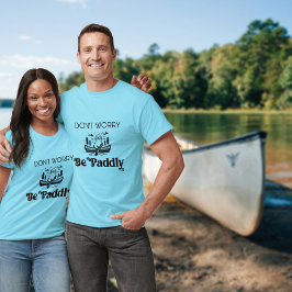 Keine Sorge für Retro Canoe Otter Paddling T-Shirt