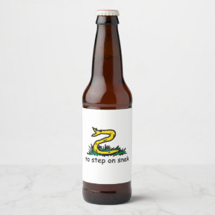 Keine Stufe auf Snek-Memes Gadsden-Parodie SnekRig Bierflaschenetikett