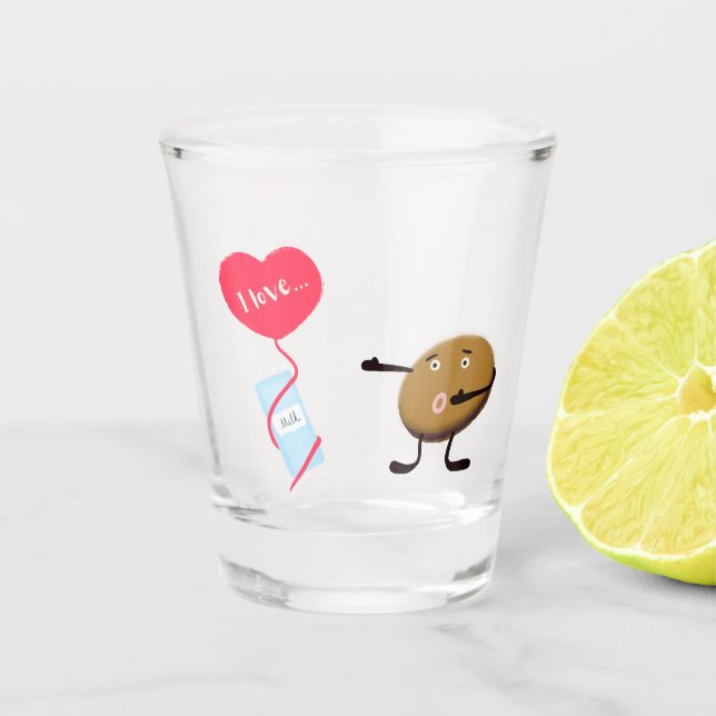 Keks mit Milch Schnapsglas (Vorderseite)