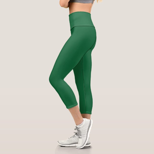 Kelly Green Capri Leggings (Links)
