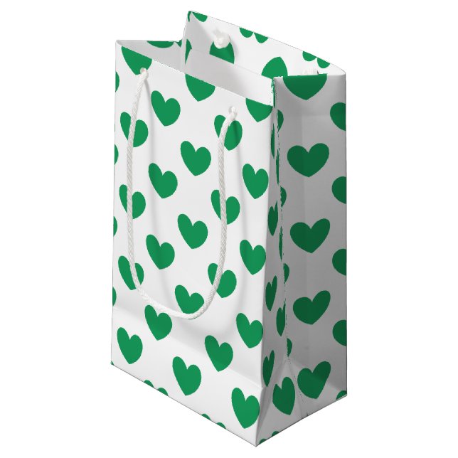 Kelly green polka herzen auf weiß kleine geschenktüte (Vorderseite Schrägansicht)