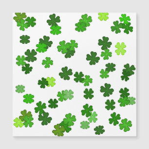Kelly-grün „Shamrocks Falling“ Magnetkarte