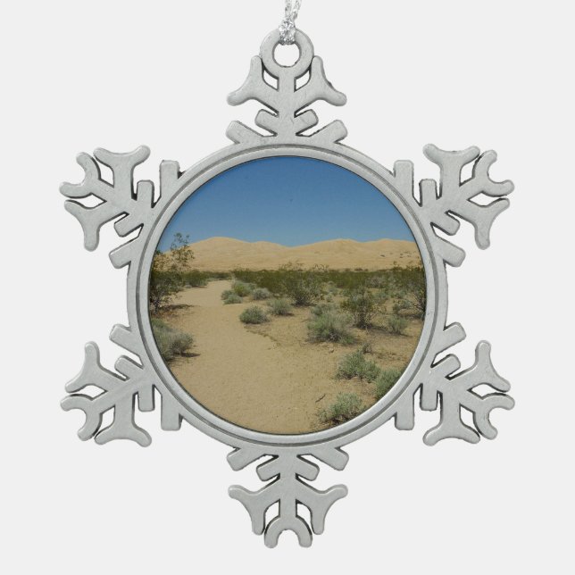Kelso Dunes im Mojave Nationalpark Schneeflocken Zinn-Ornament (Vorderseite)