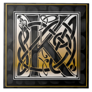 Keltische schwarze Monogramm-Initialen-Fliese des Fliese