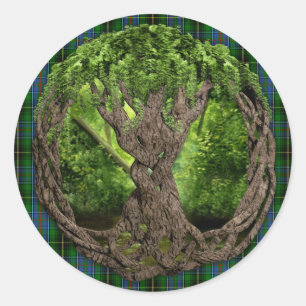 Keltischer Baum und Clan MacInnes Tartan Runder Aufkleber