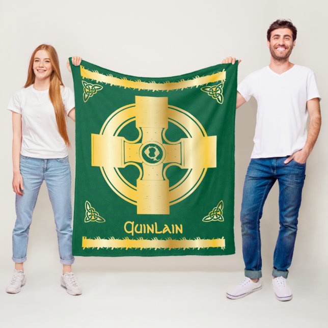 Keltisches Kreuz und Knoten Buchstaben Q Monogramm Fleecedecke (Beispiel)