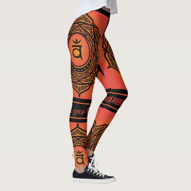 Keltisches Stammes- sakrales Chakra Leggings (Rechts)