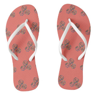 Keltisches Triskelion Stärke Symbol Flip Flops