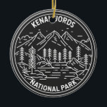 Kenai Fjords Nationalpark Vintag Monoline Keramik Ornament<br><div class="desc">Kenai Fjords monoline Design. Der Park ist ein amerikanischer Nationalpark,  der das Harding Icefield,  seine überfluteten Gletscher,  Küstenfjorde und Inseln unterhält.</div>