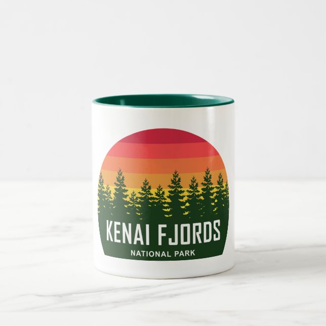 Kenai Fjords Nationalpark Zweifarbige Tasse (Mittel)