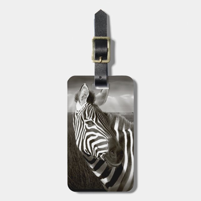 Kenia. Schwarz & Weiß von Zebra und schlicht. Gepäckanhänger (Vorderseite vertikal)