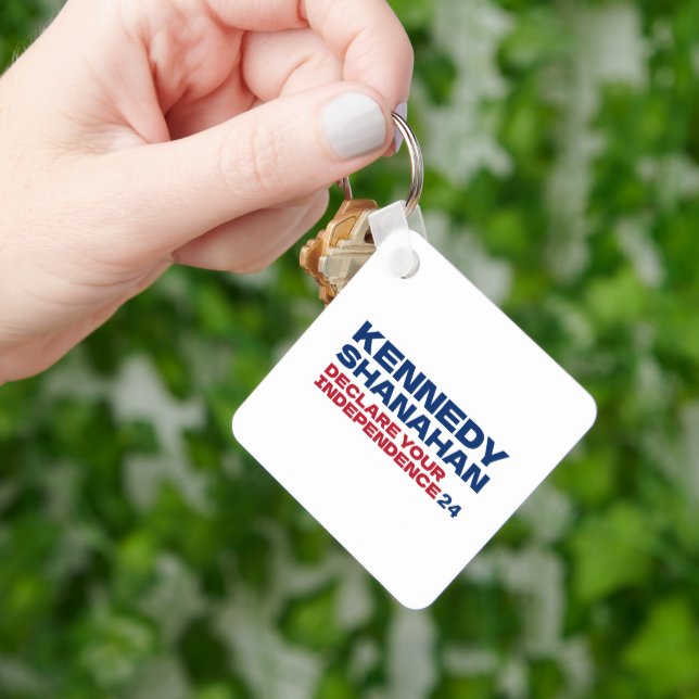 Kennedy and Shanahan 2024 Slogan Button Button Schlüsselanhänger (Hand)