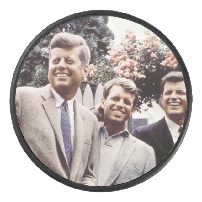 Kennedy Brothers, Präsident John, Robert & Ted Eishockey Puck (Vorderseite)