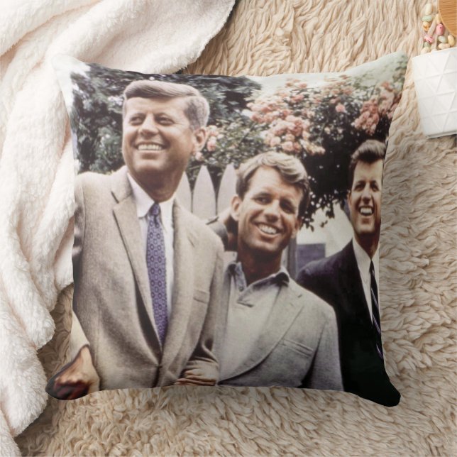 Kennedy Brothers, Präsident John, Robert & Ted Kissen (Decke)