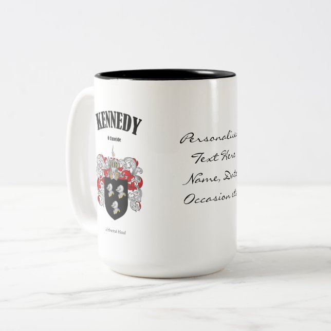 Kennedy Familienwappen, Translation & Meaning Zweifarbige Tasse (Vorderseite Links)