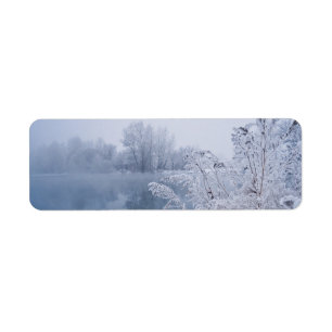 Kennzeichen für herrliche Wintersee-Landschaft