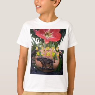 Kenyan Beauty: Blume, Aloe Vera & Buffalo Design T-Shirt