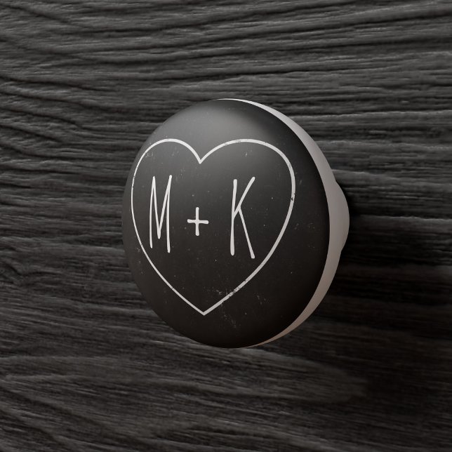 Keramik-Knoblauch für Monogramm-Herzkarbon Keramikknauf (Just add your initials to the rustic black chalkboard style drawer knob)