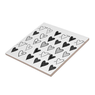 Keramik Tile White and Black Hearts Fliese