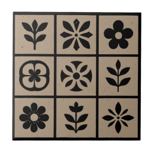 Keramikfliese im Retro-Boho-Blumenmuster   Warm br