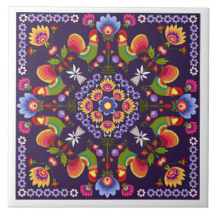 Keramikfliese mit polnischen Mustervölkern