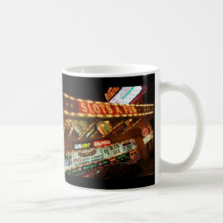 Kerbt eine Spaß-Las- Vegasbier-Tasse Tasse