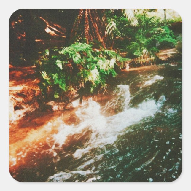 Kerosin Creek, Rotorua, Neuseeland Quadratischer Aufkleber (Vorderseite)