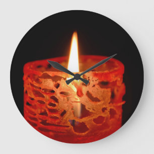 Kerze auf schwarzem Hintergrund Große Wanduhr